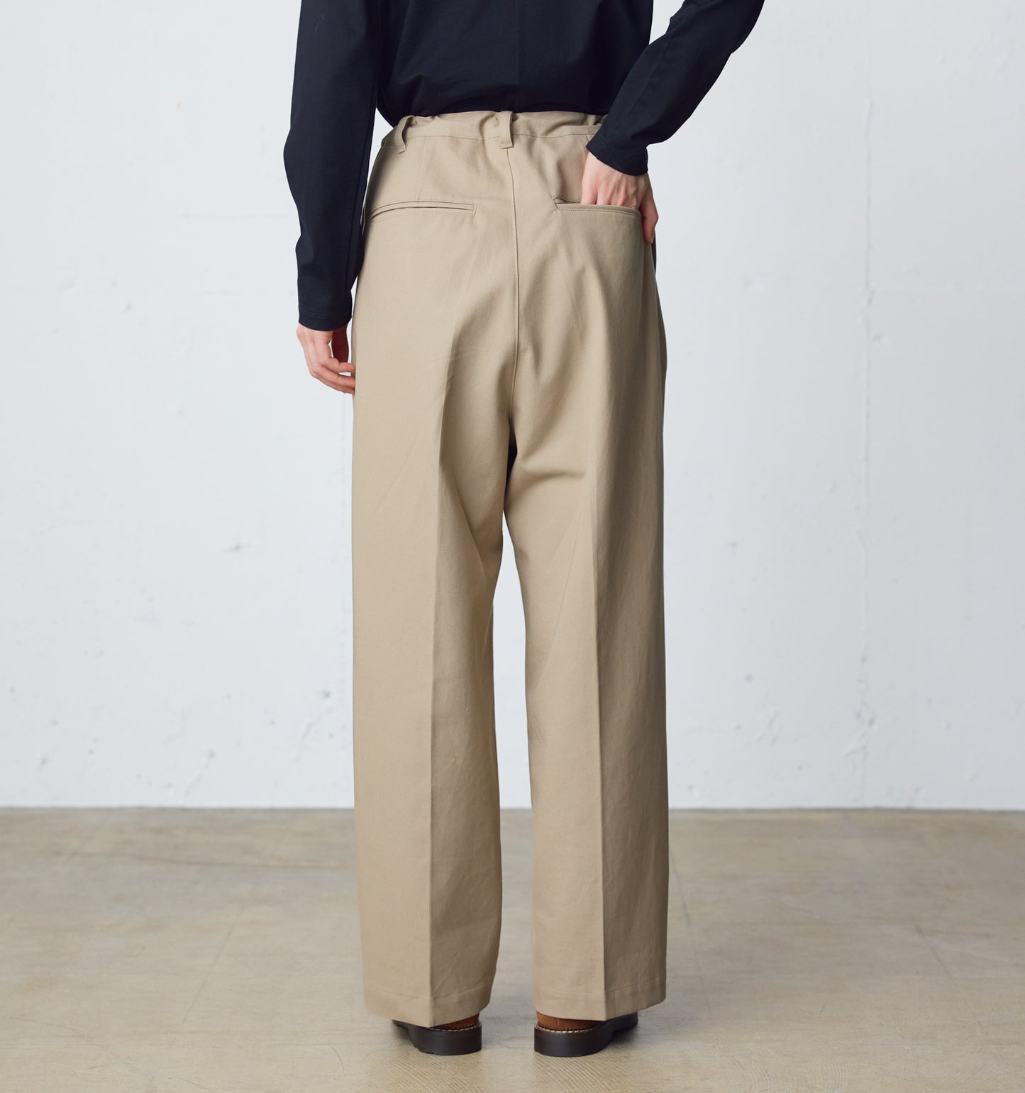 wide slacks pants