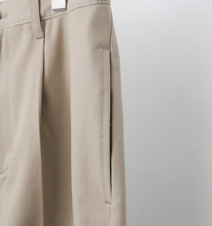 wide slacks pants