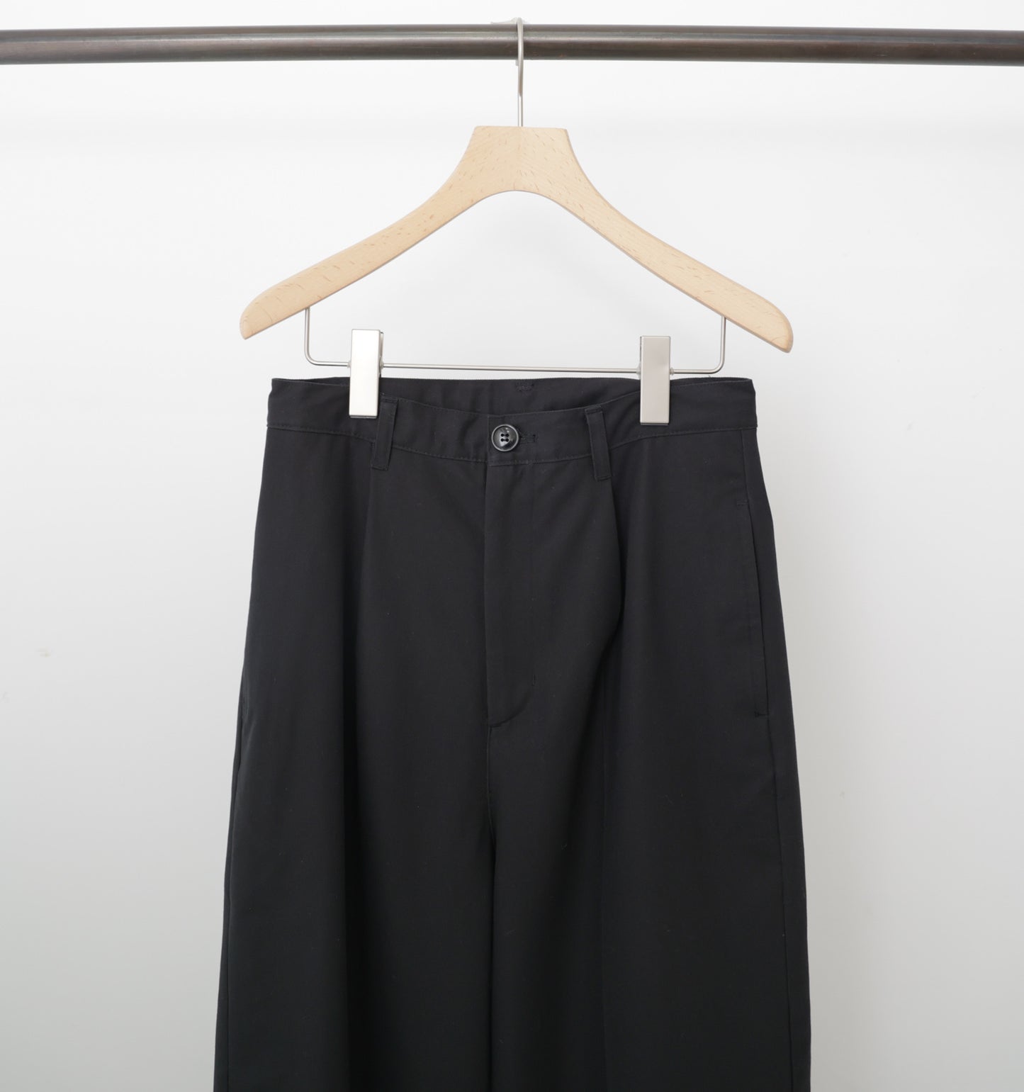wide slacks pants