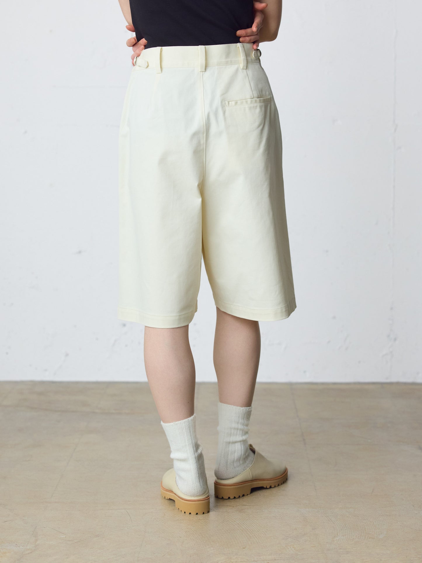 chino short pants