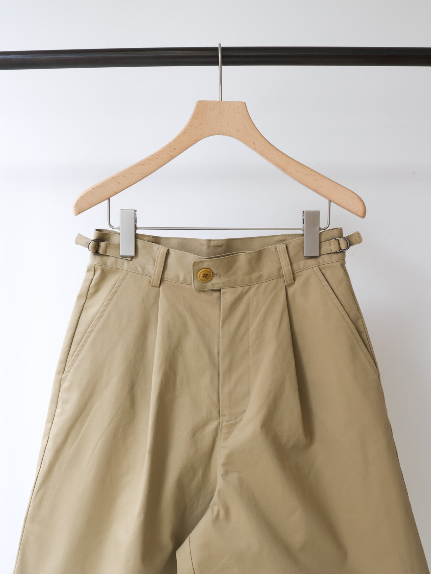 chino short pants