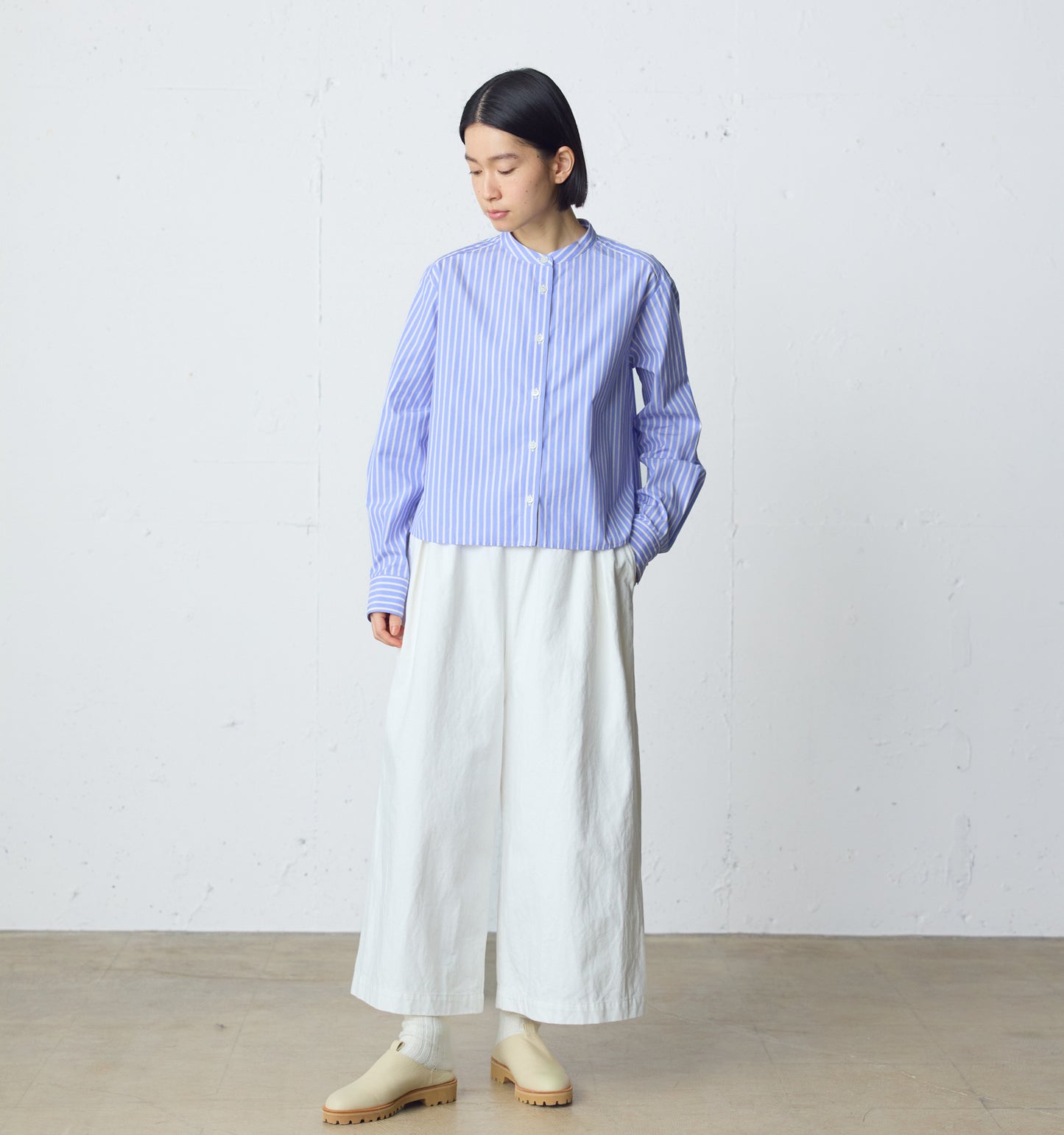 wide tuck denim