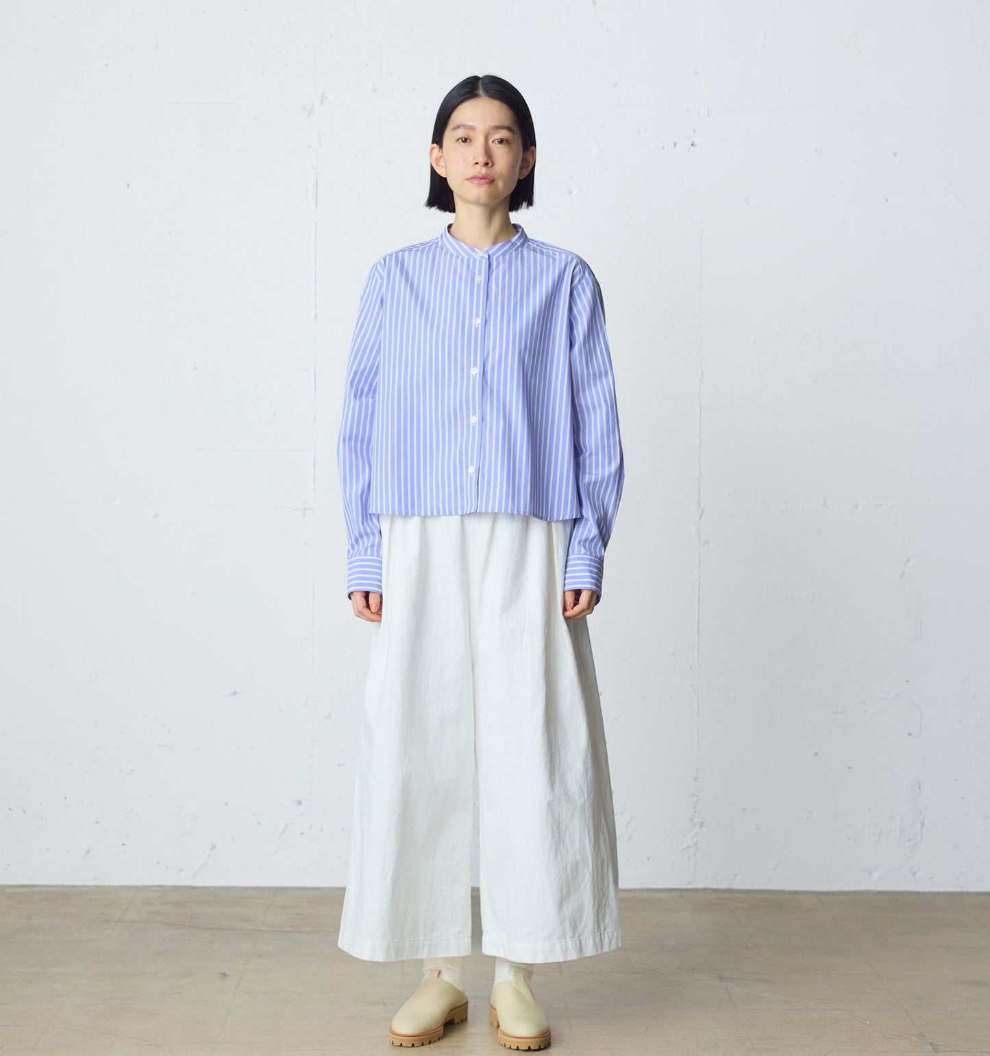 wide tuck denim