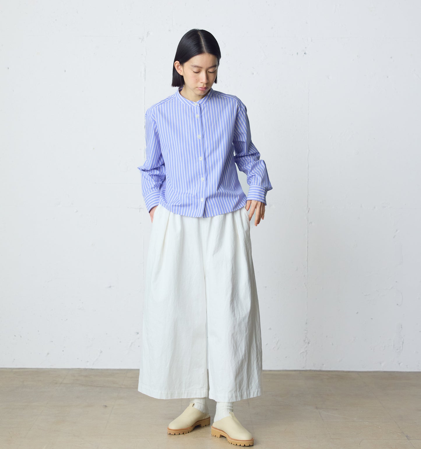 wide tuck denim