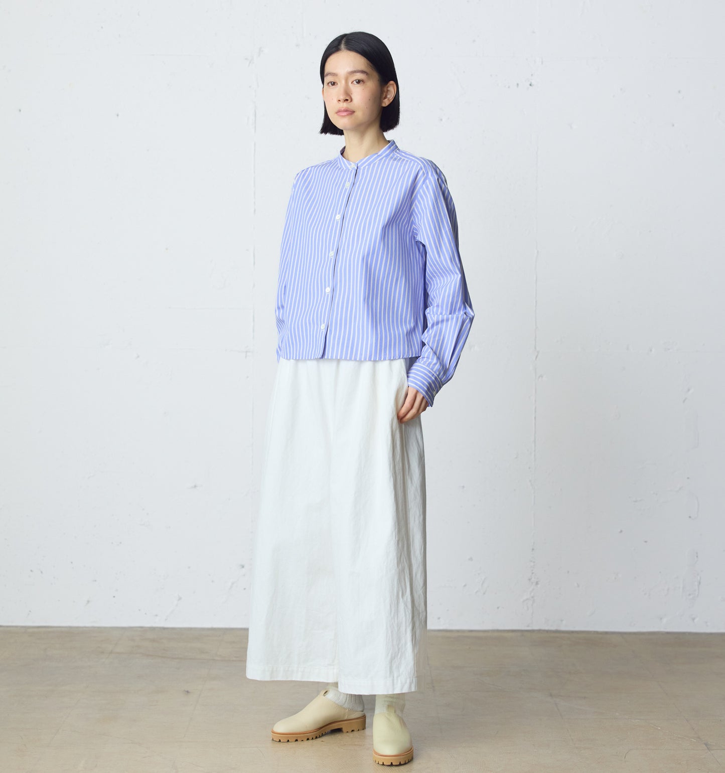 wide tuck denim