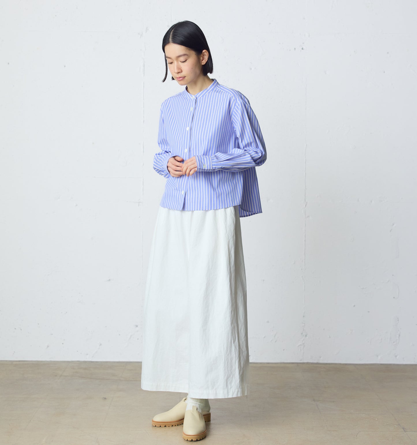 wide tuck denim