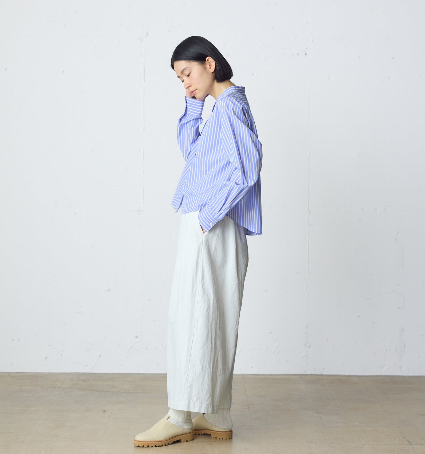 wide tuck denim