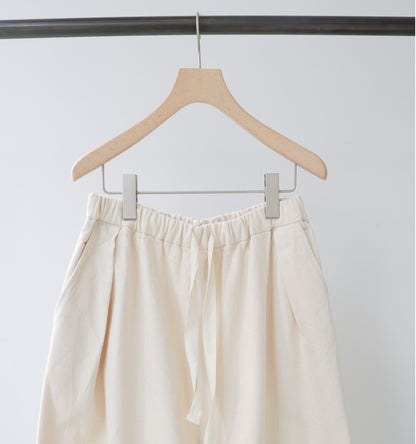 wide tuck denim