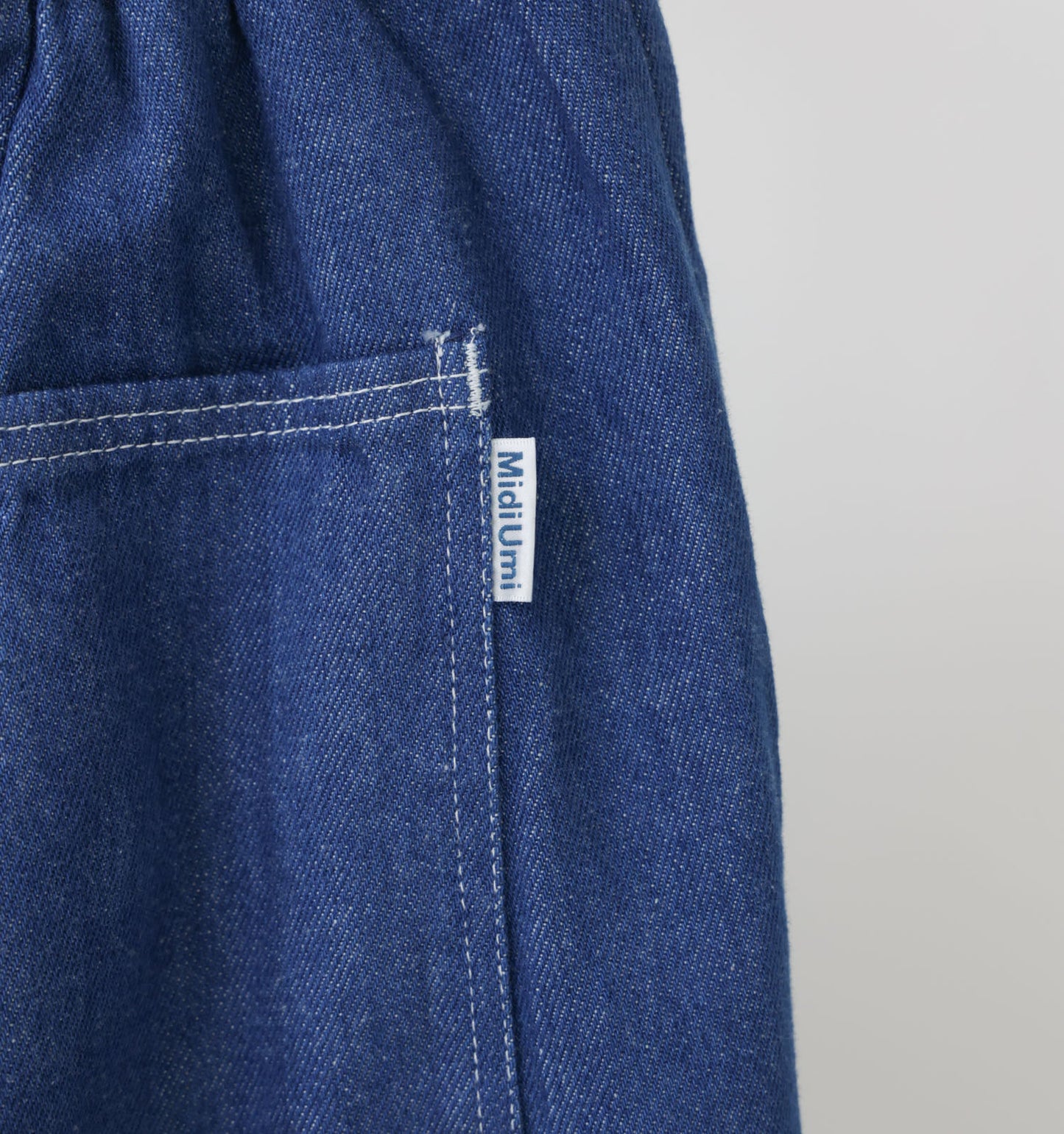 wide tuck denim