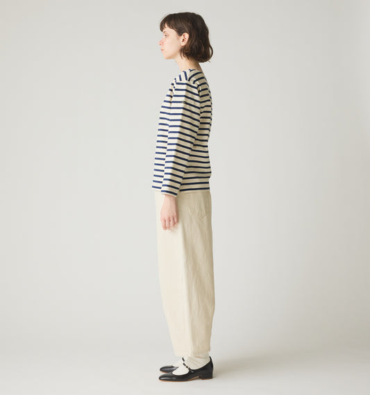 hi-waist curved denim