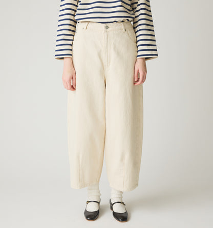 hi-waist curved denim