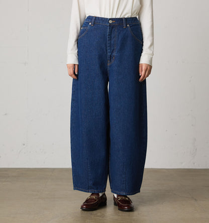 hi-waist curved denim
