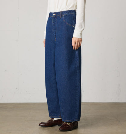 hi-waist curved denim