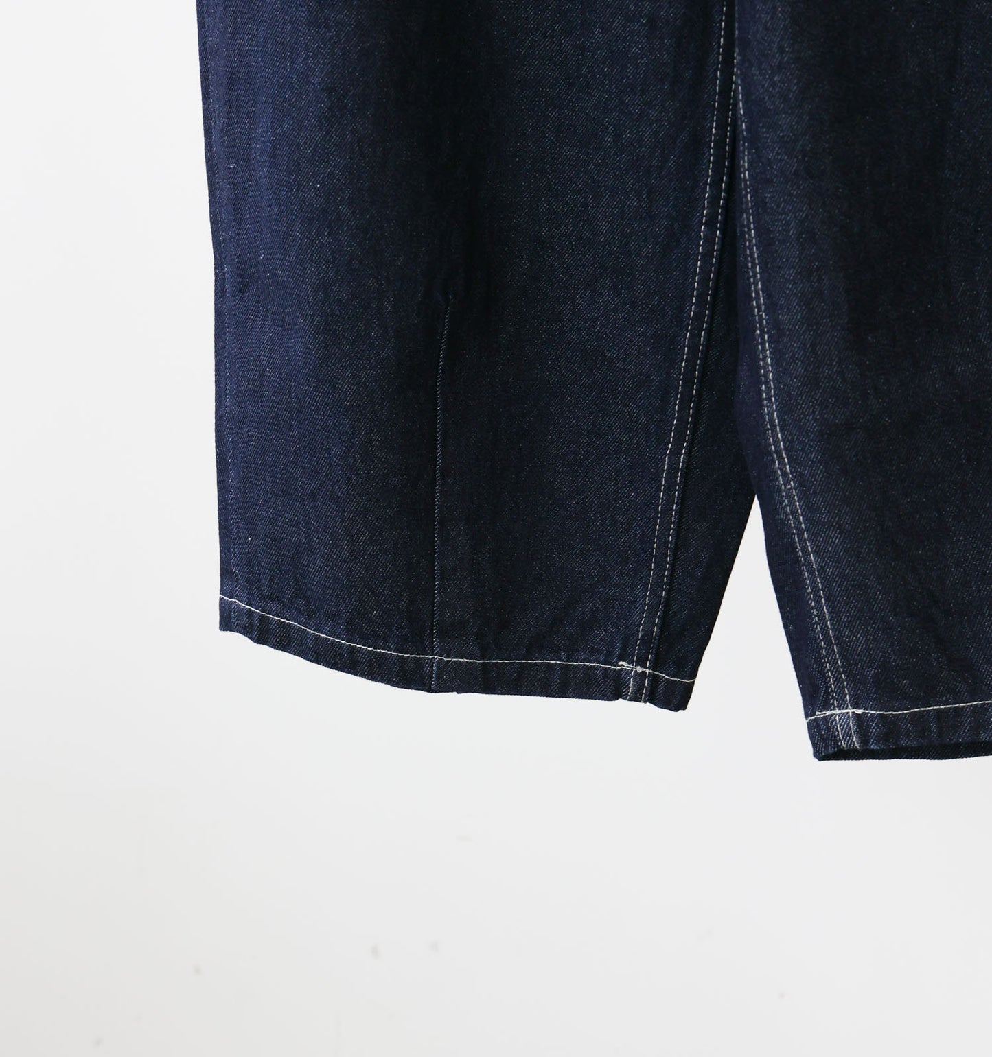 hi-waist curved denim