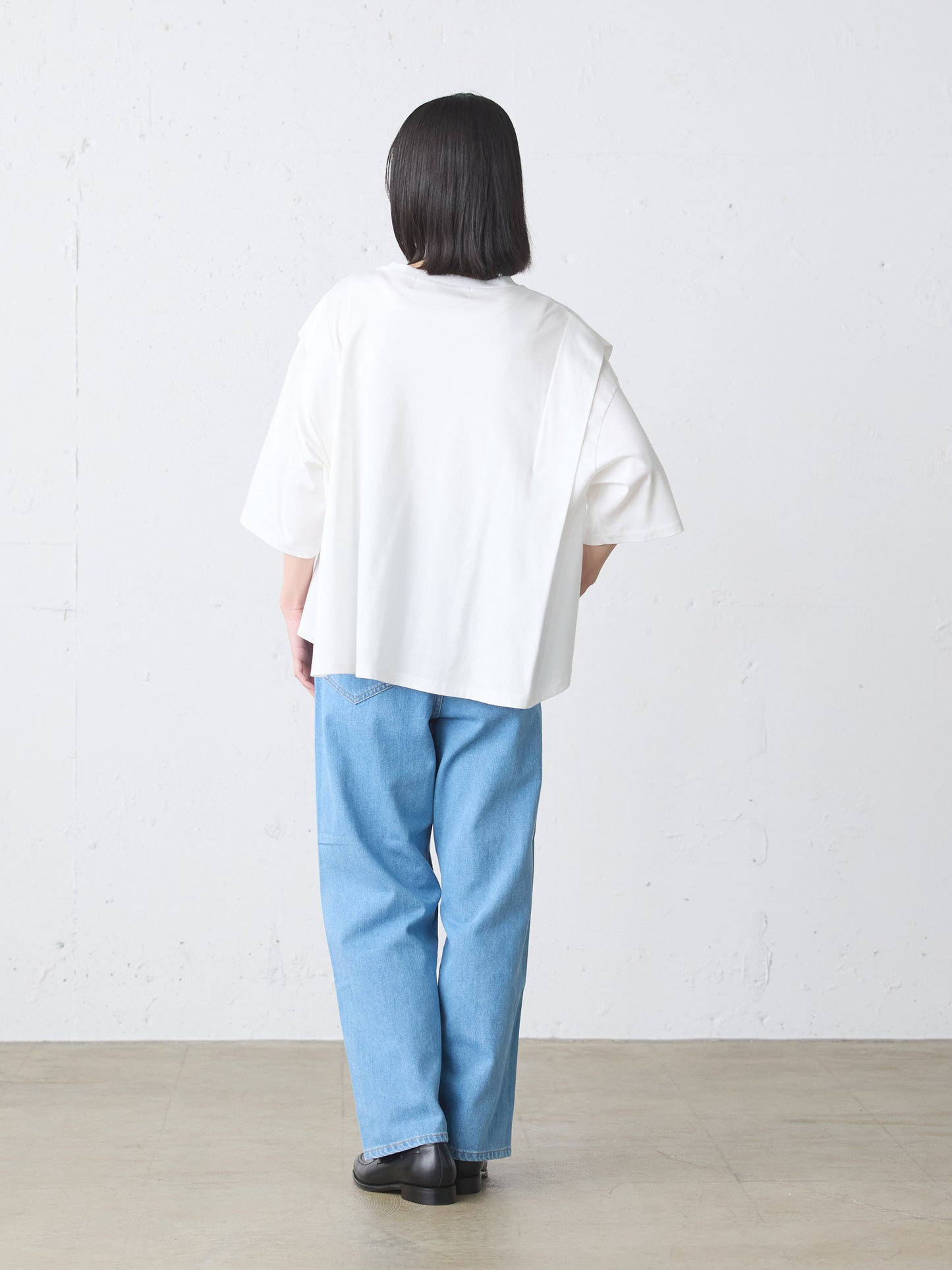 shoulder tuck pullover