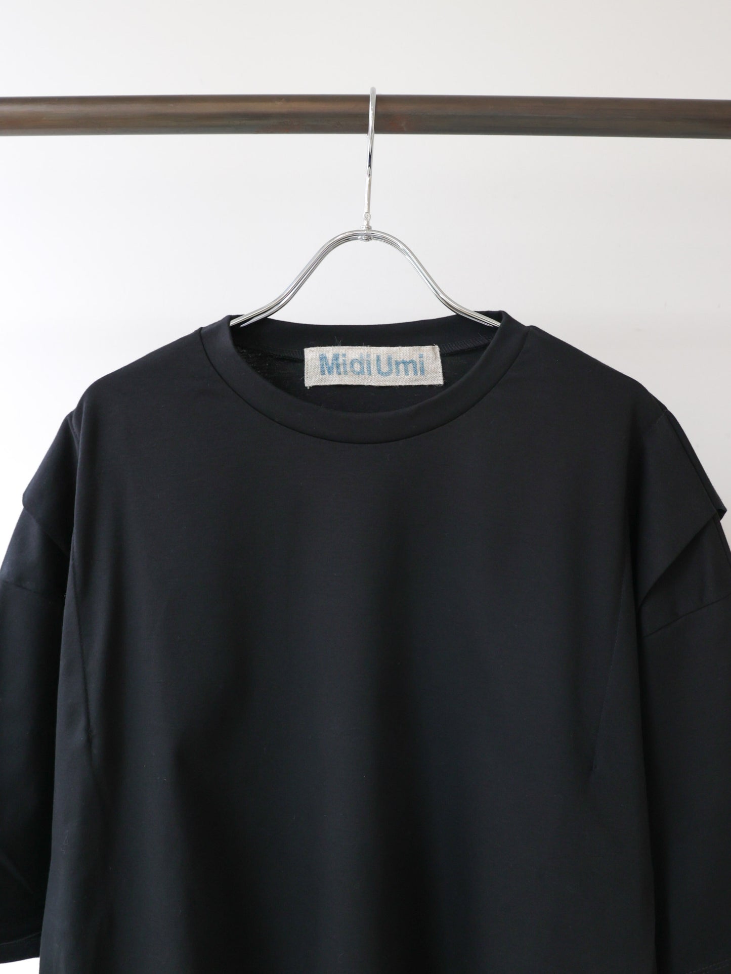 shoulder tuck pullover