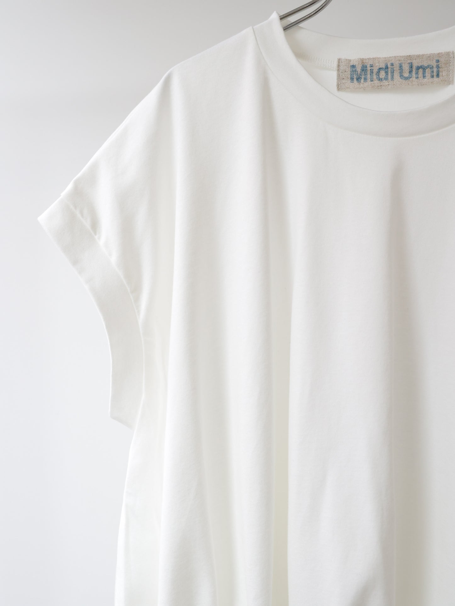 hem gather nosleeve