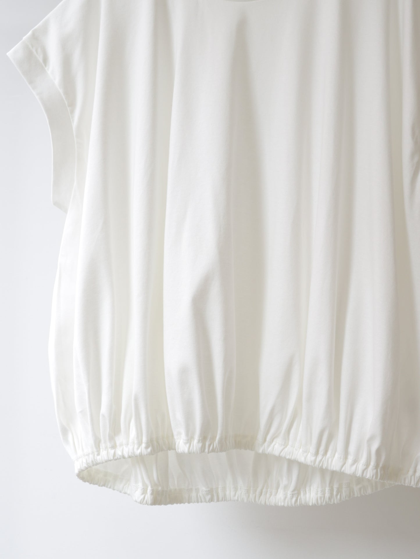 hem gather nosleeve