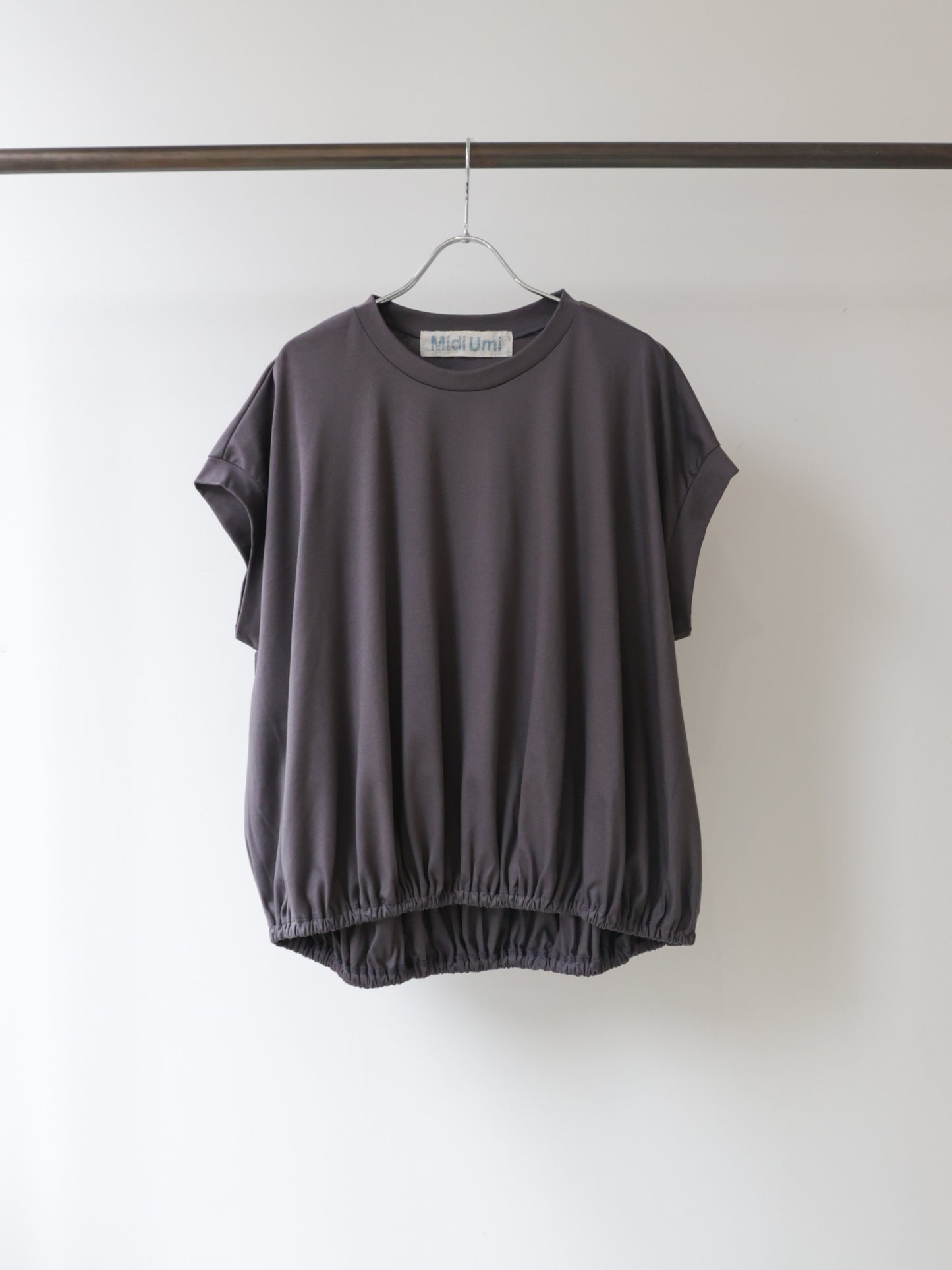 hem gather nosleeve