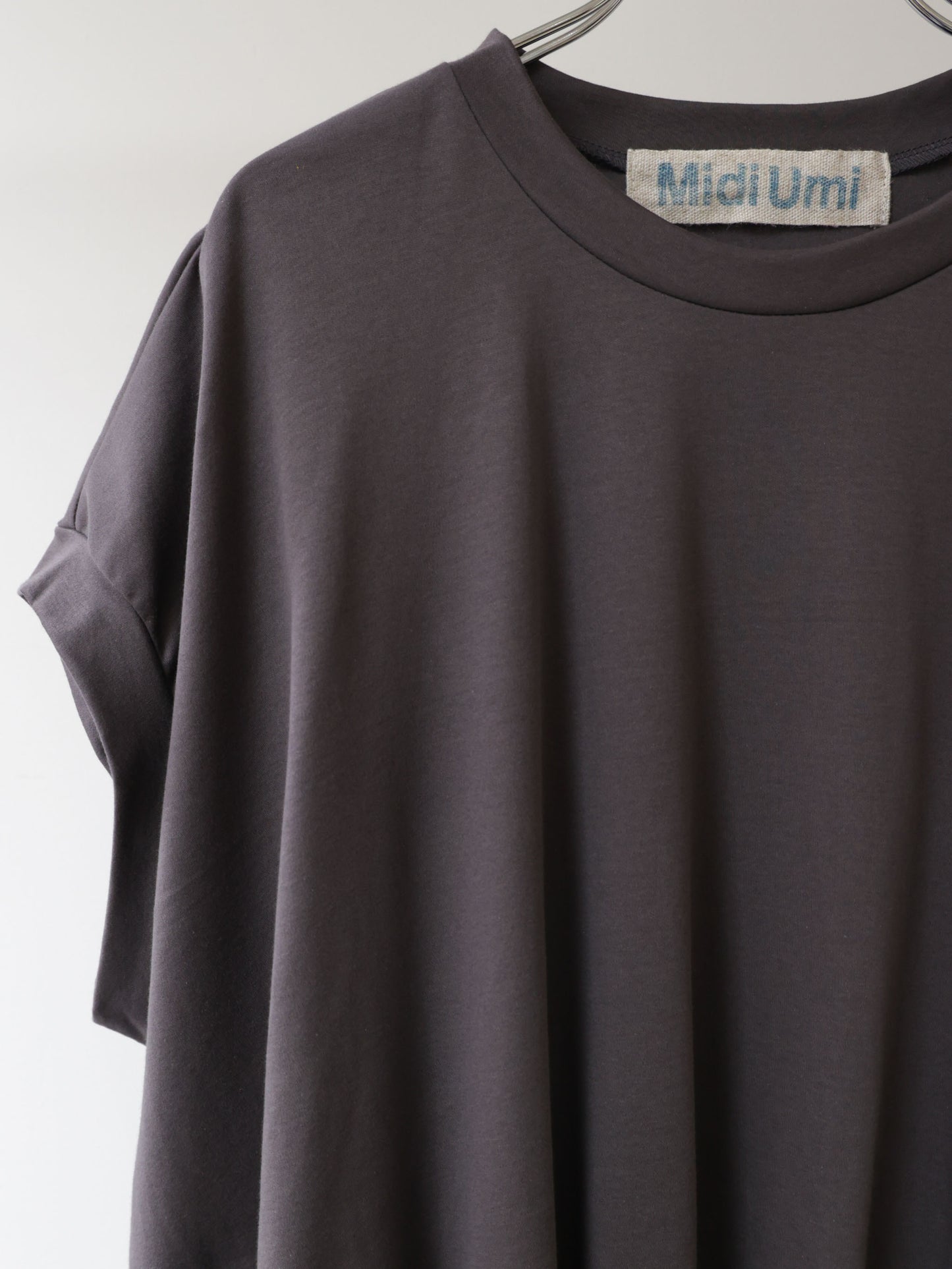 hem gather nosleeve