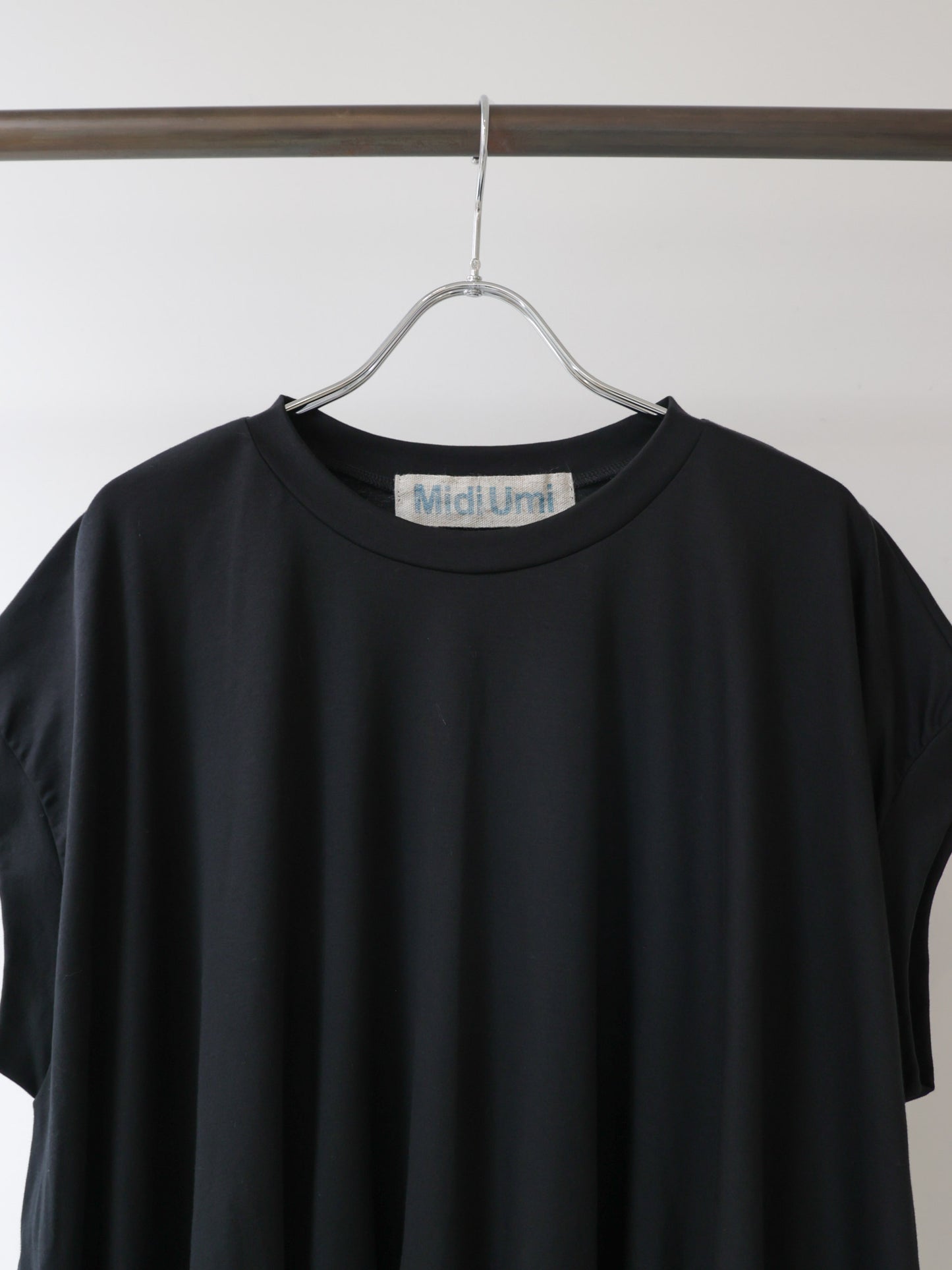 hem gather nosleeve