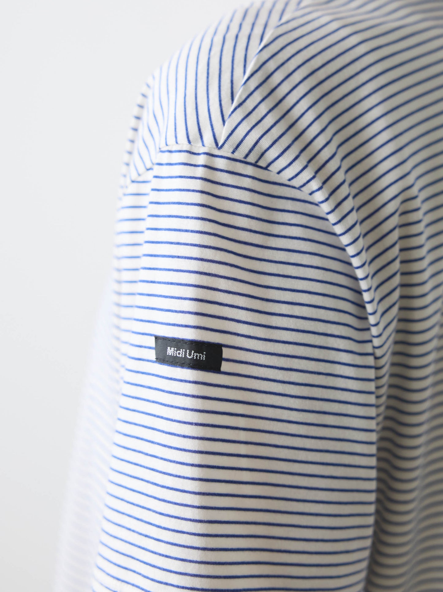 basic BD pullover