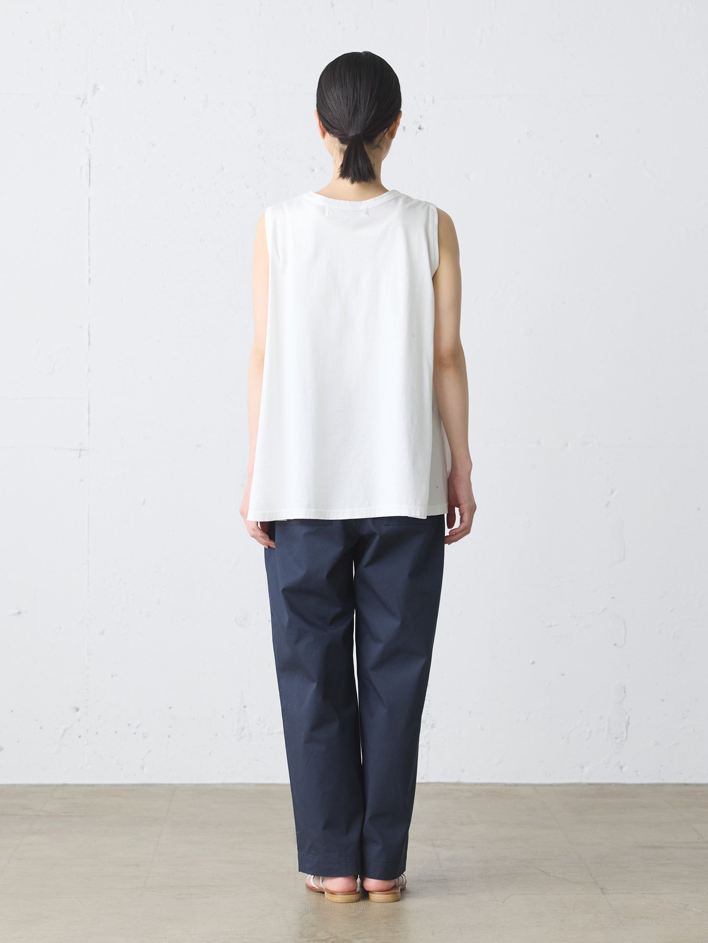 crew neck flare tank top