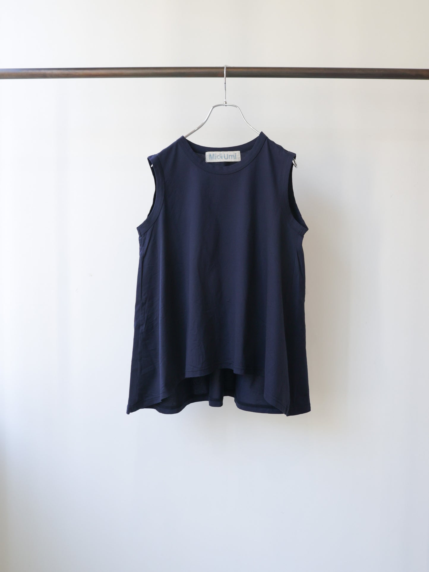 crew neck flare tank top
