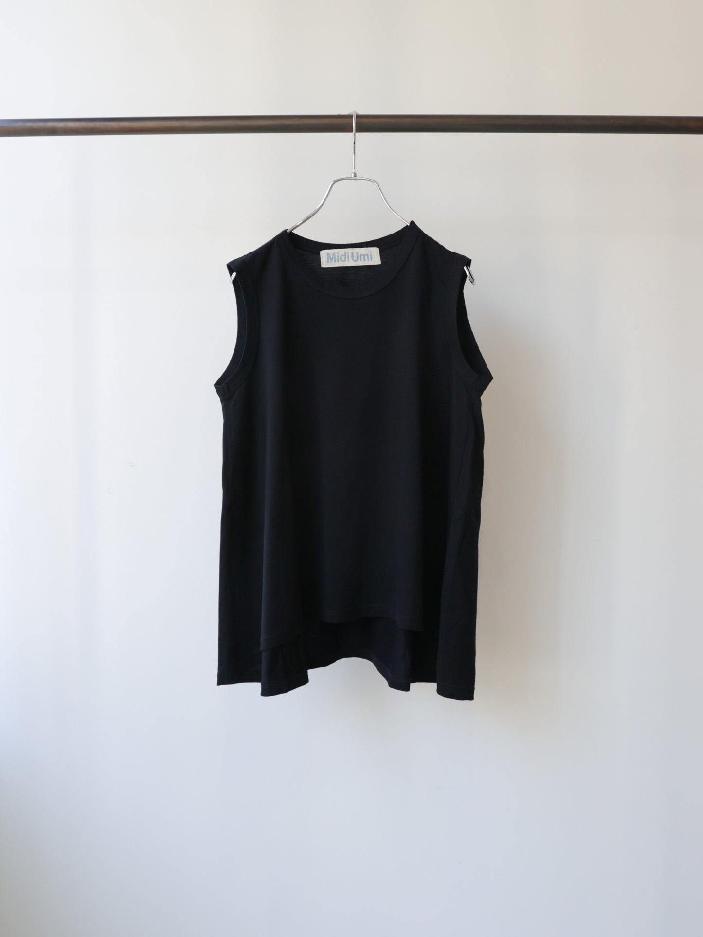 crew neck flare tank top