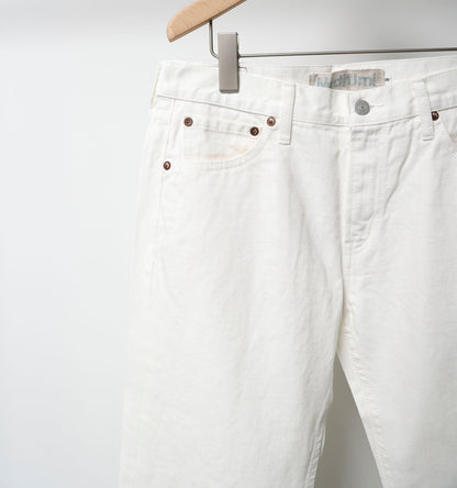 4/5 length white denim pants