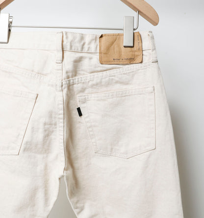 4/5 length white denim pants