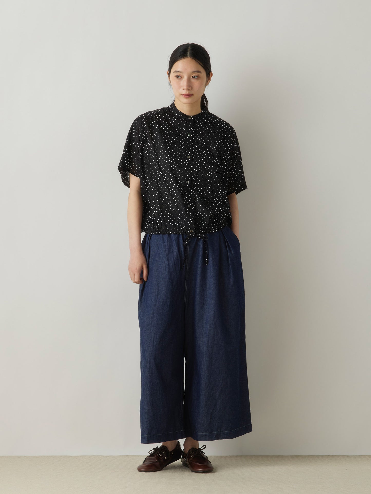 wide balloon shirt