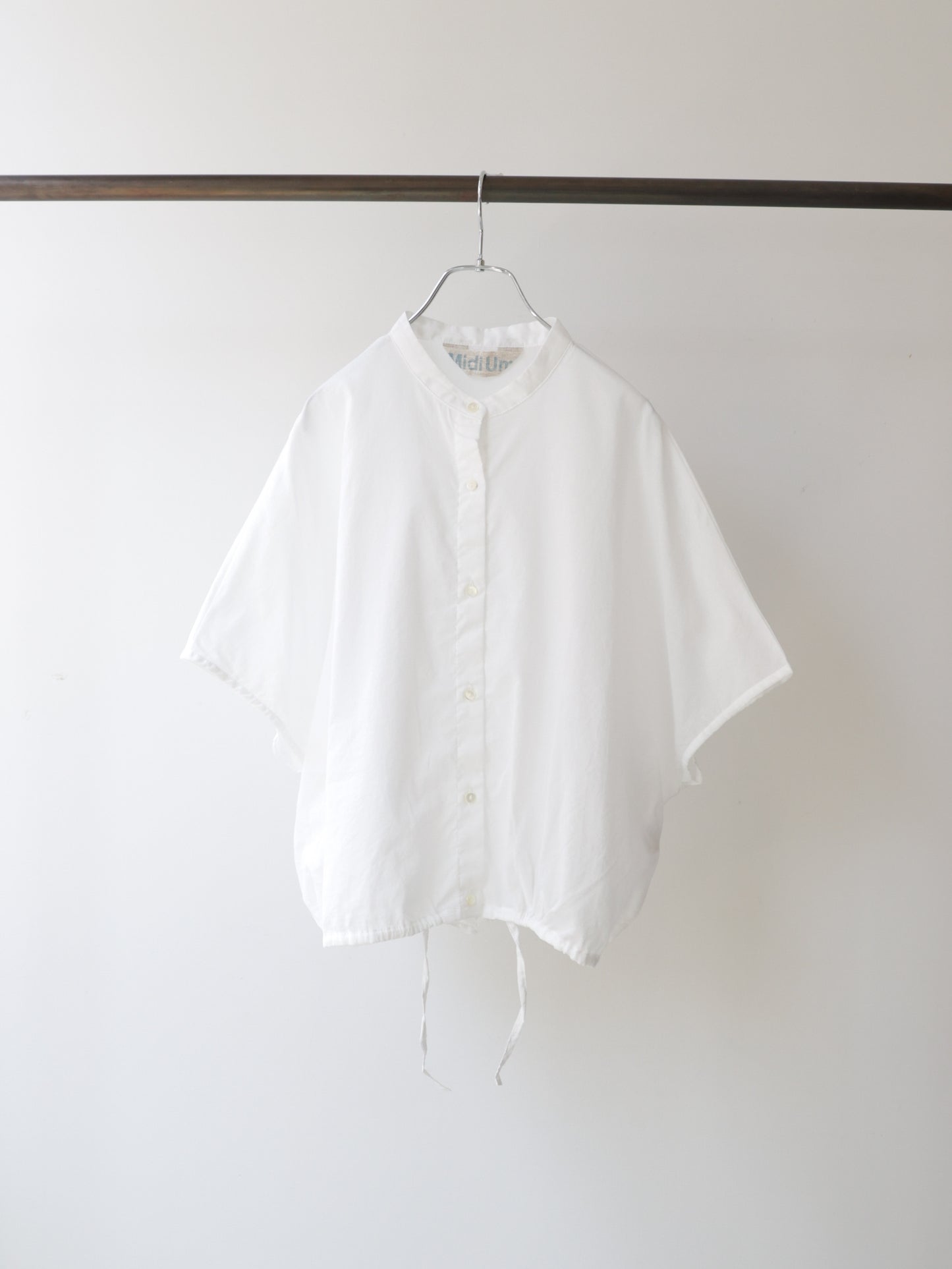 wide balloon shirt