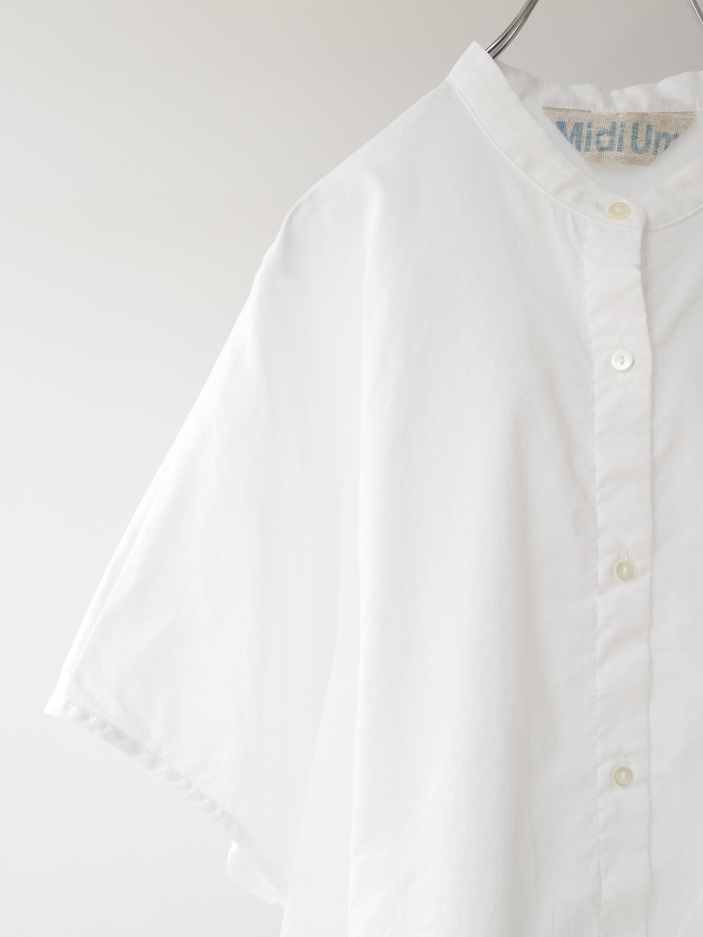 wide balloon shirt