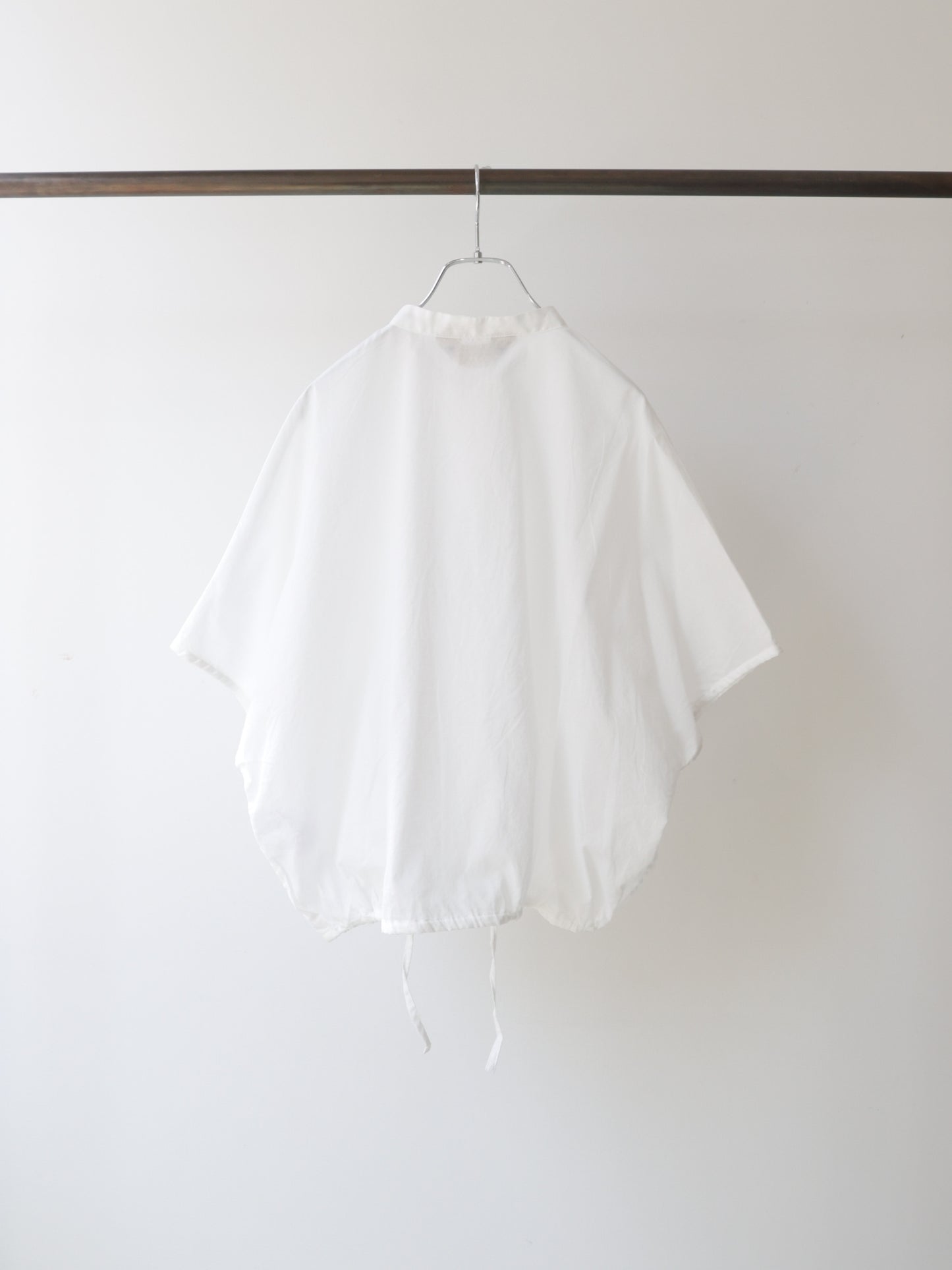 wide balloon shirt