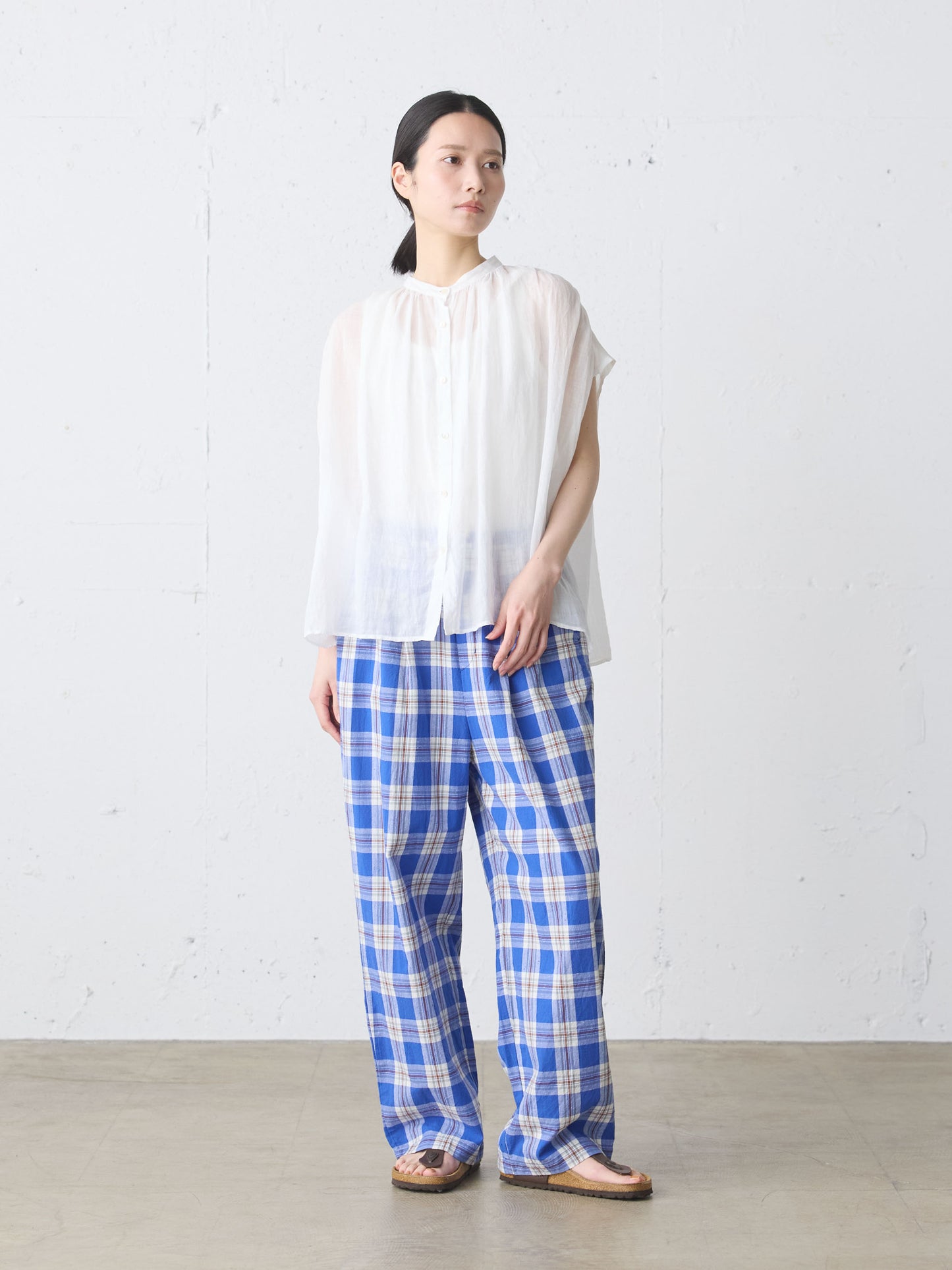ramie gather nosleeve shirt