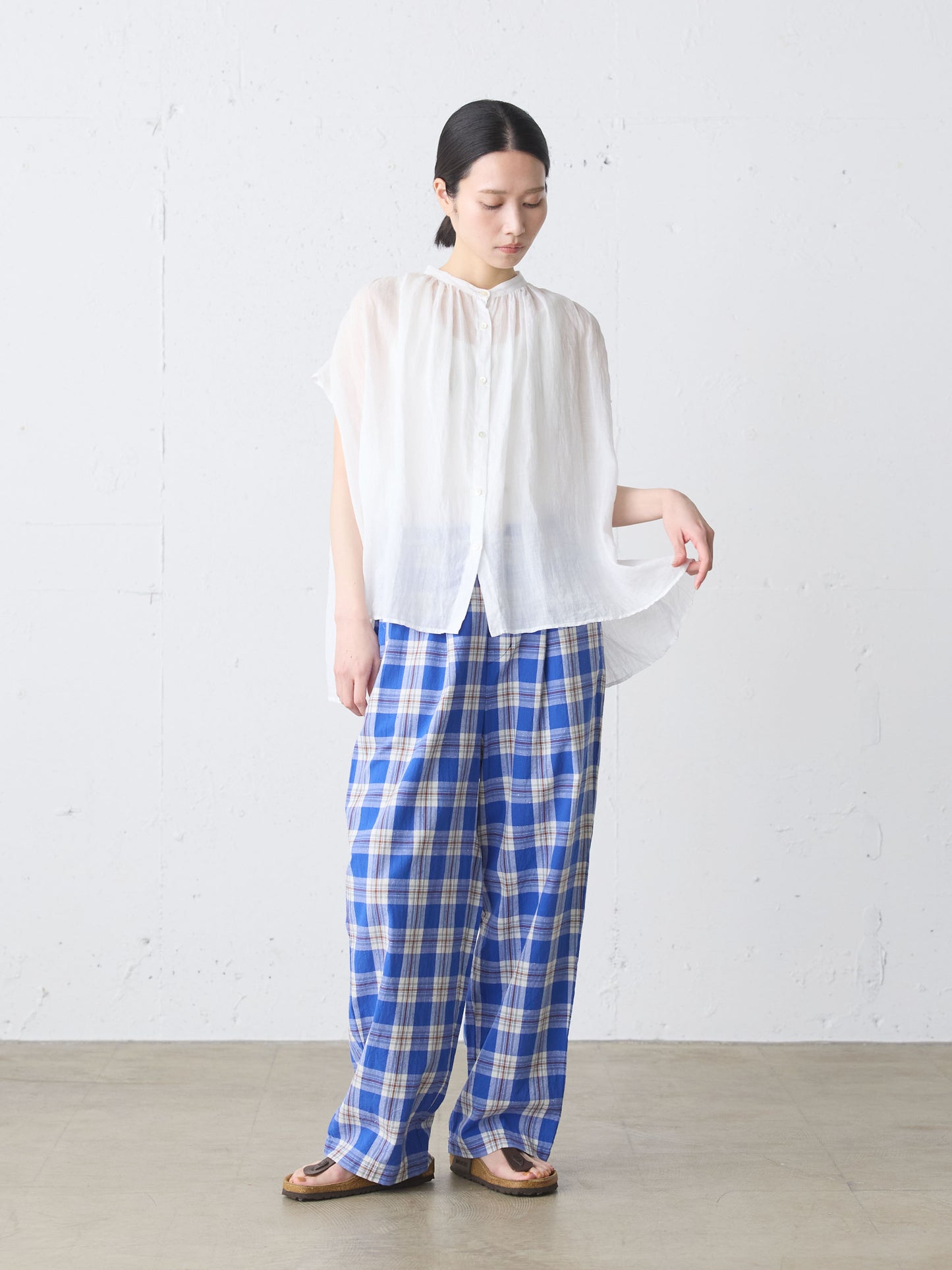 ramie gather nosleeve shirt