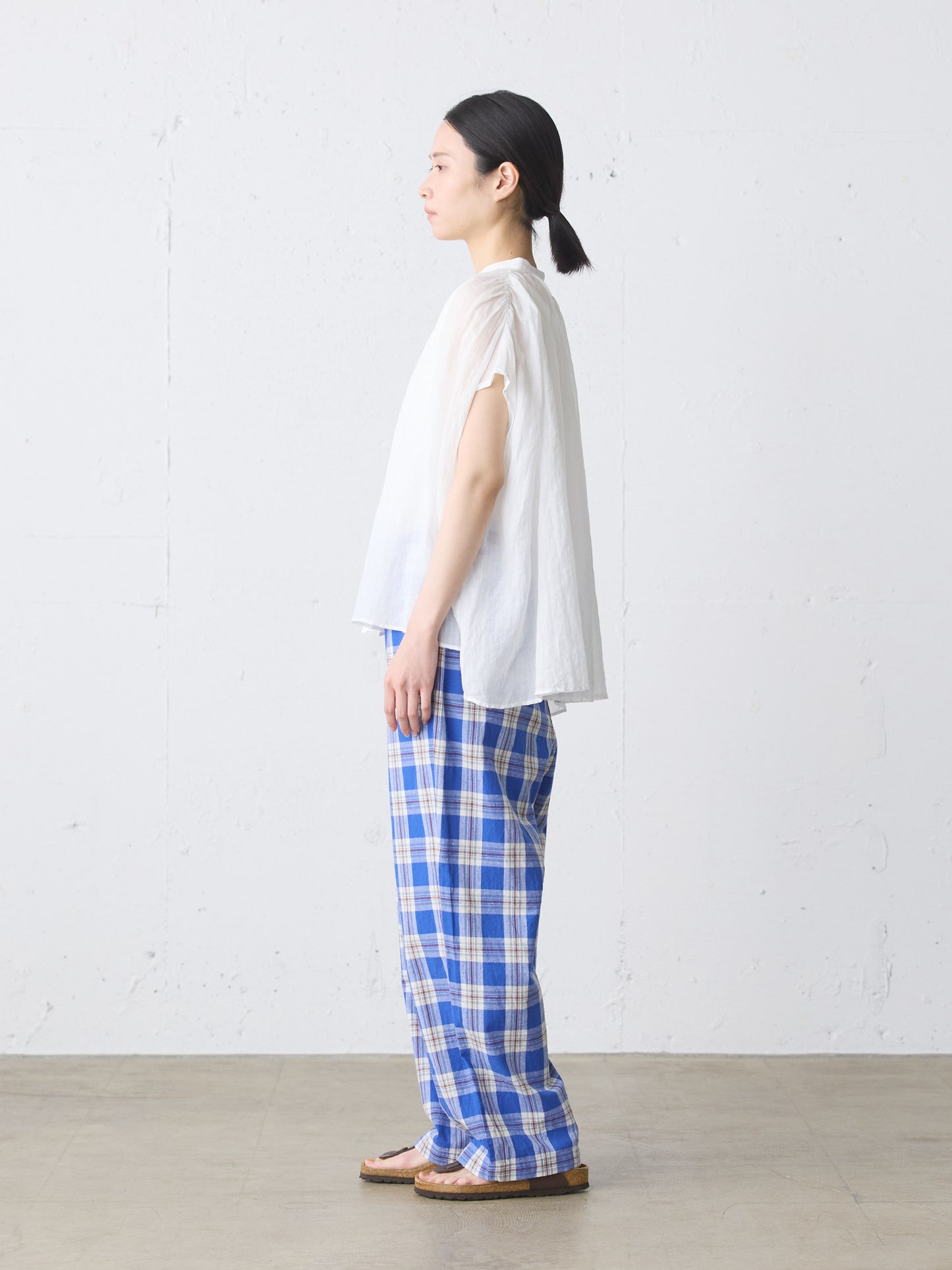 ramie gather nosleeve shirt