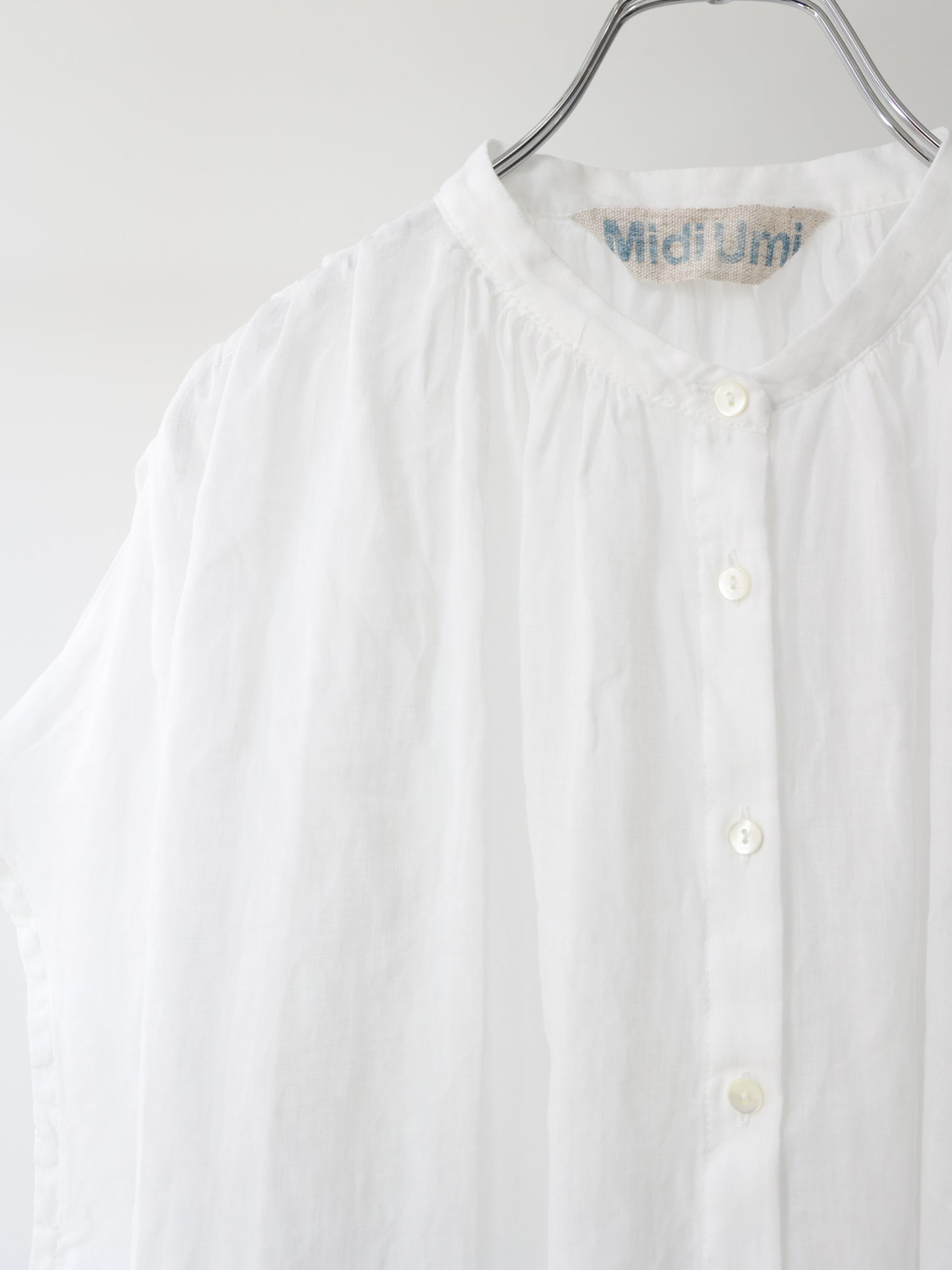 ramie gather nosleeve shirt