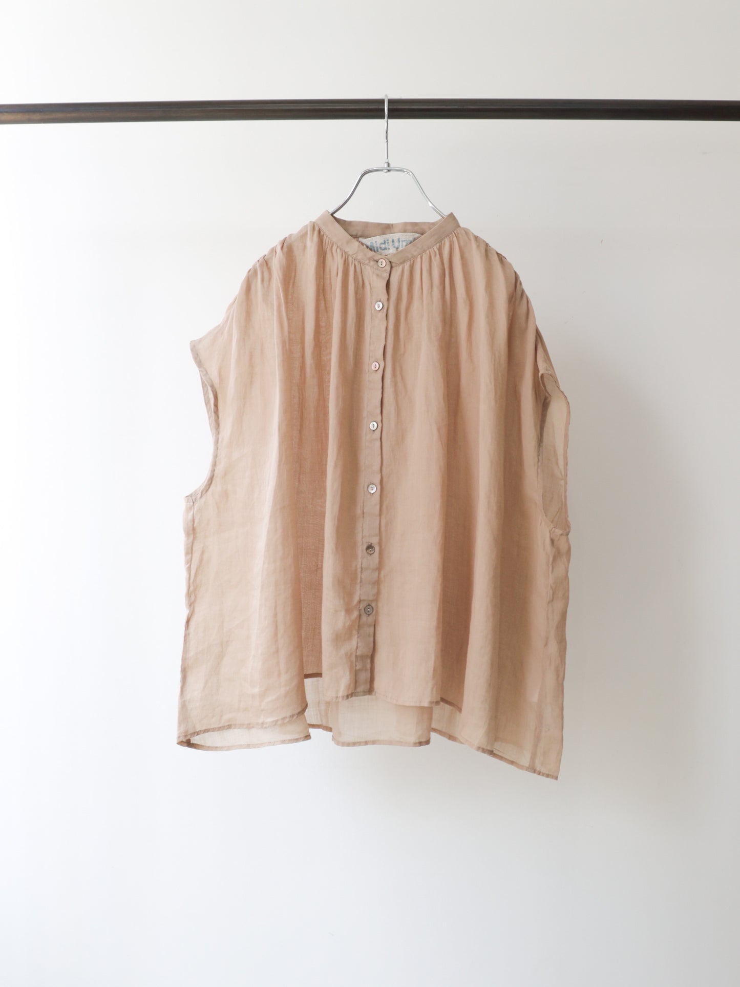ramie gather nosleeve shirt