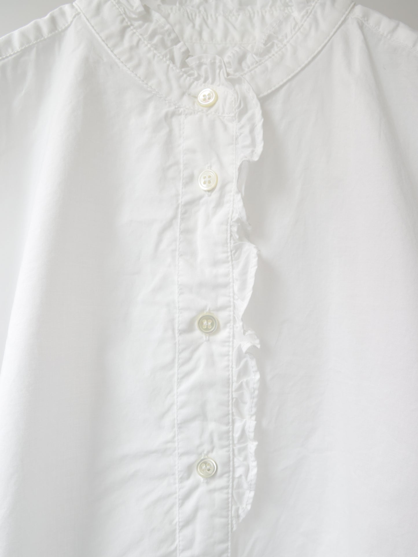half sleeve front half frill shirt