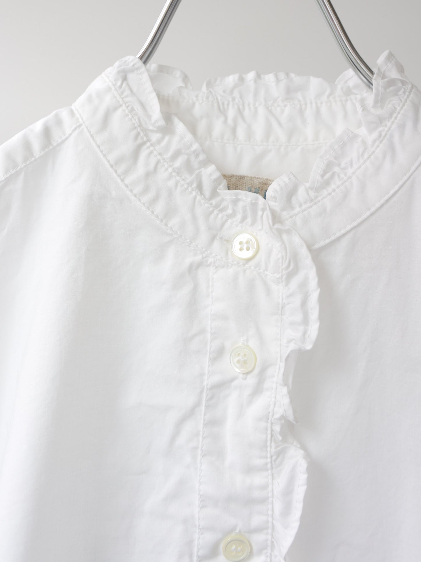 half sleeve front half frill shirt