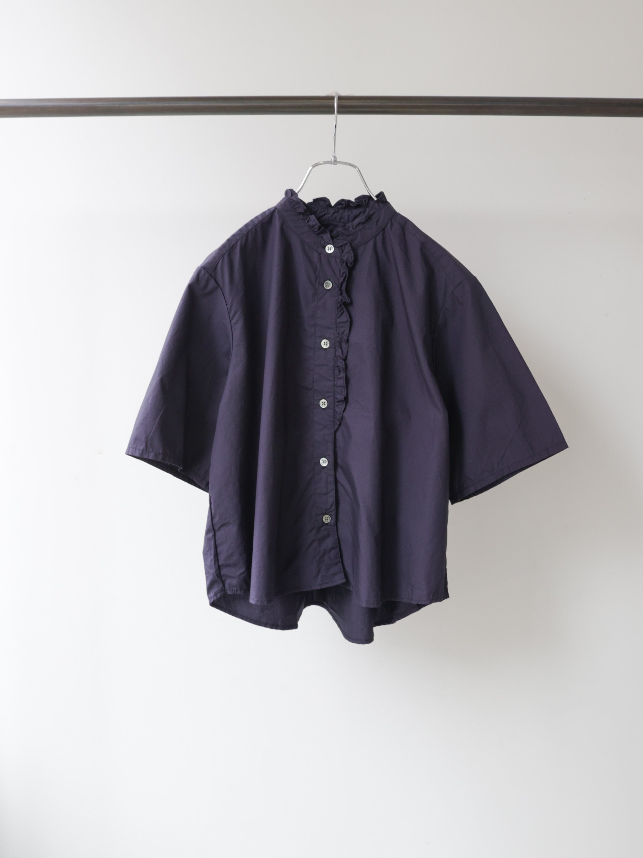 half sleeve front half frill shirt – MidiUmi /ONLINE SHOP