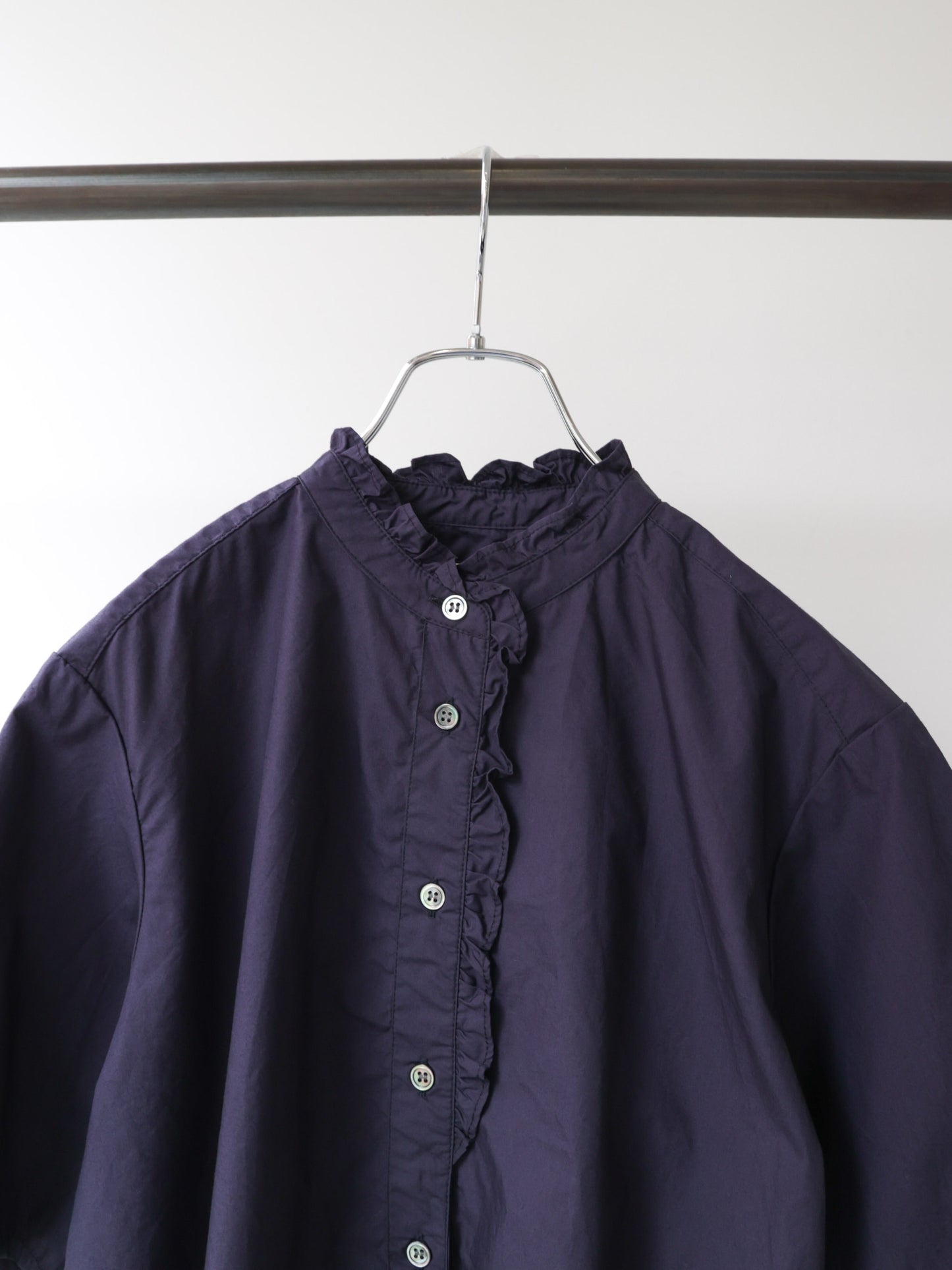 half sleeve front half frill shirt