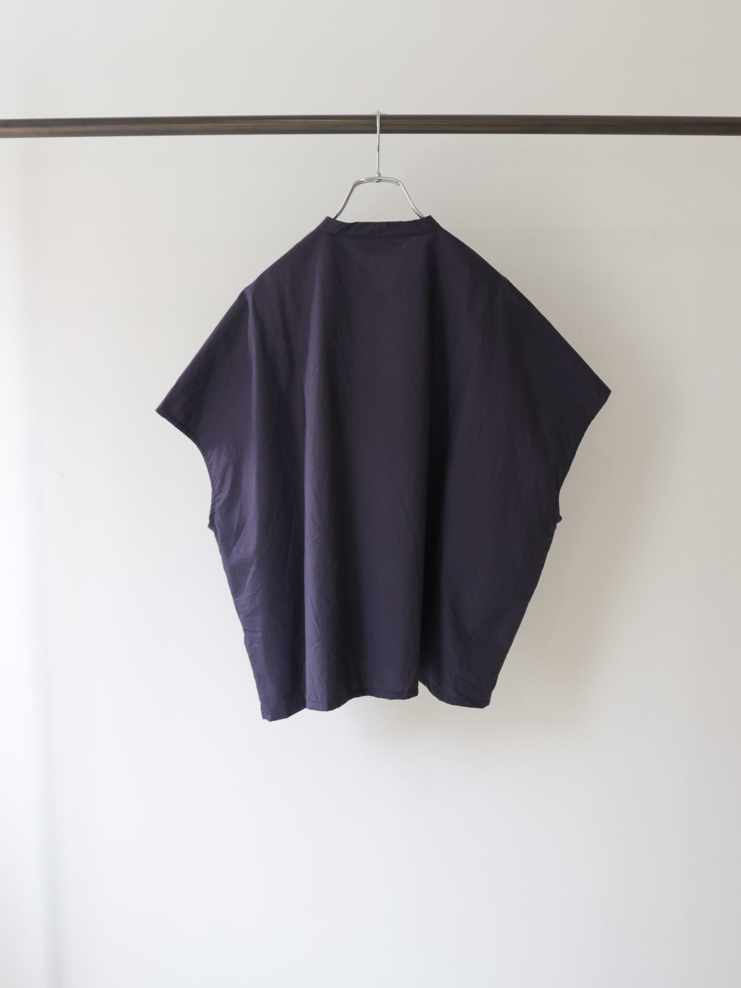 bow-tie wide shirt