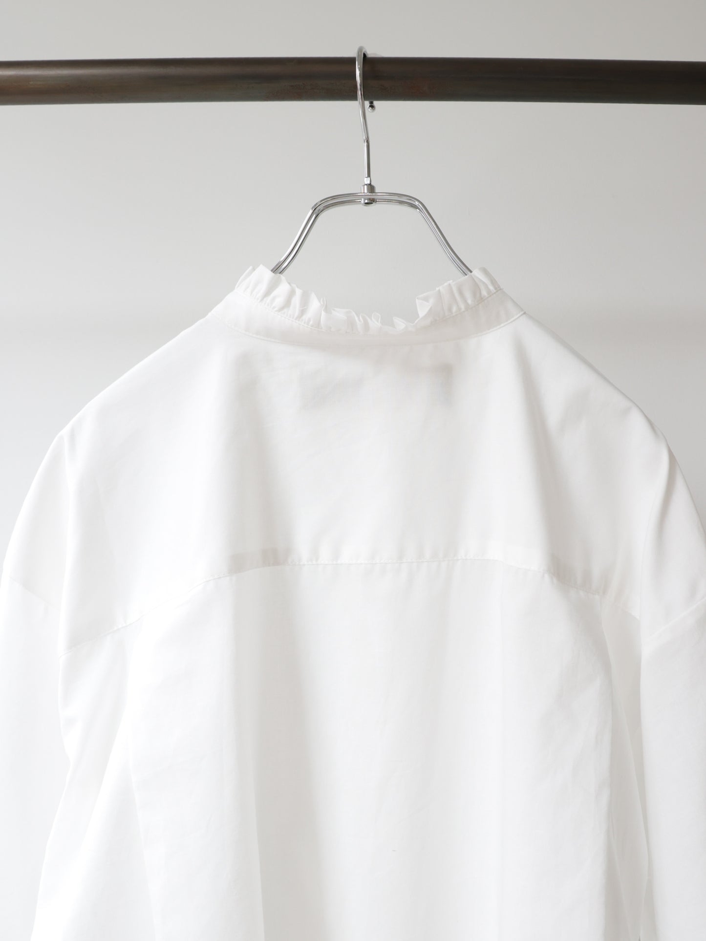frill wide shirt