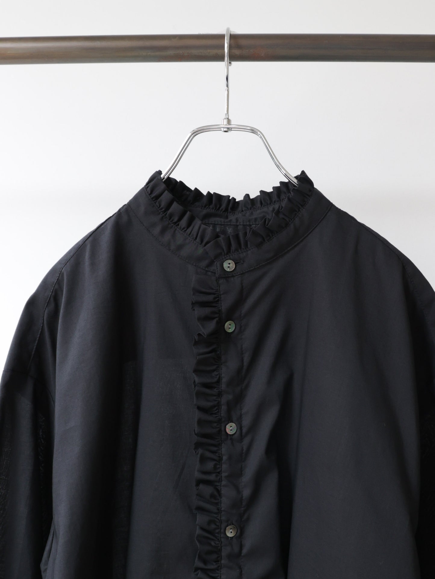 frill wide shirt