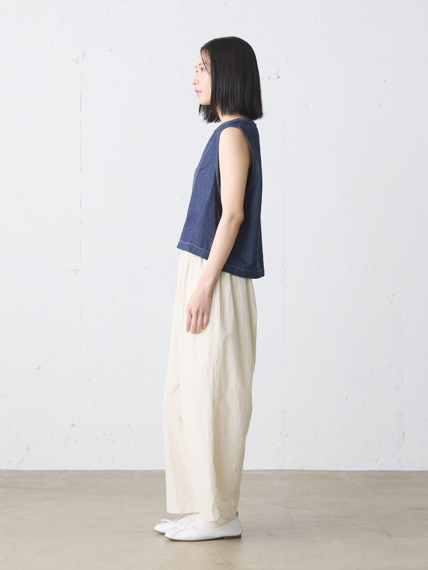 compact denim vest