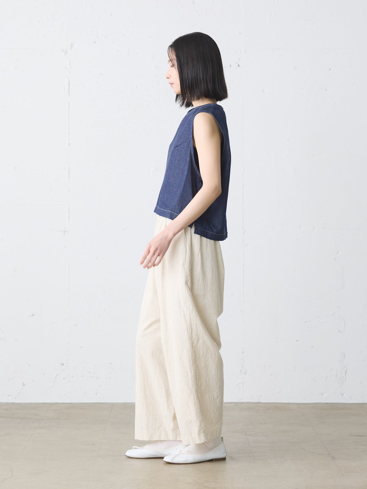 compact denim vest