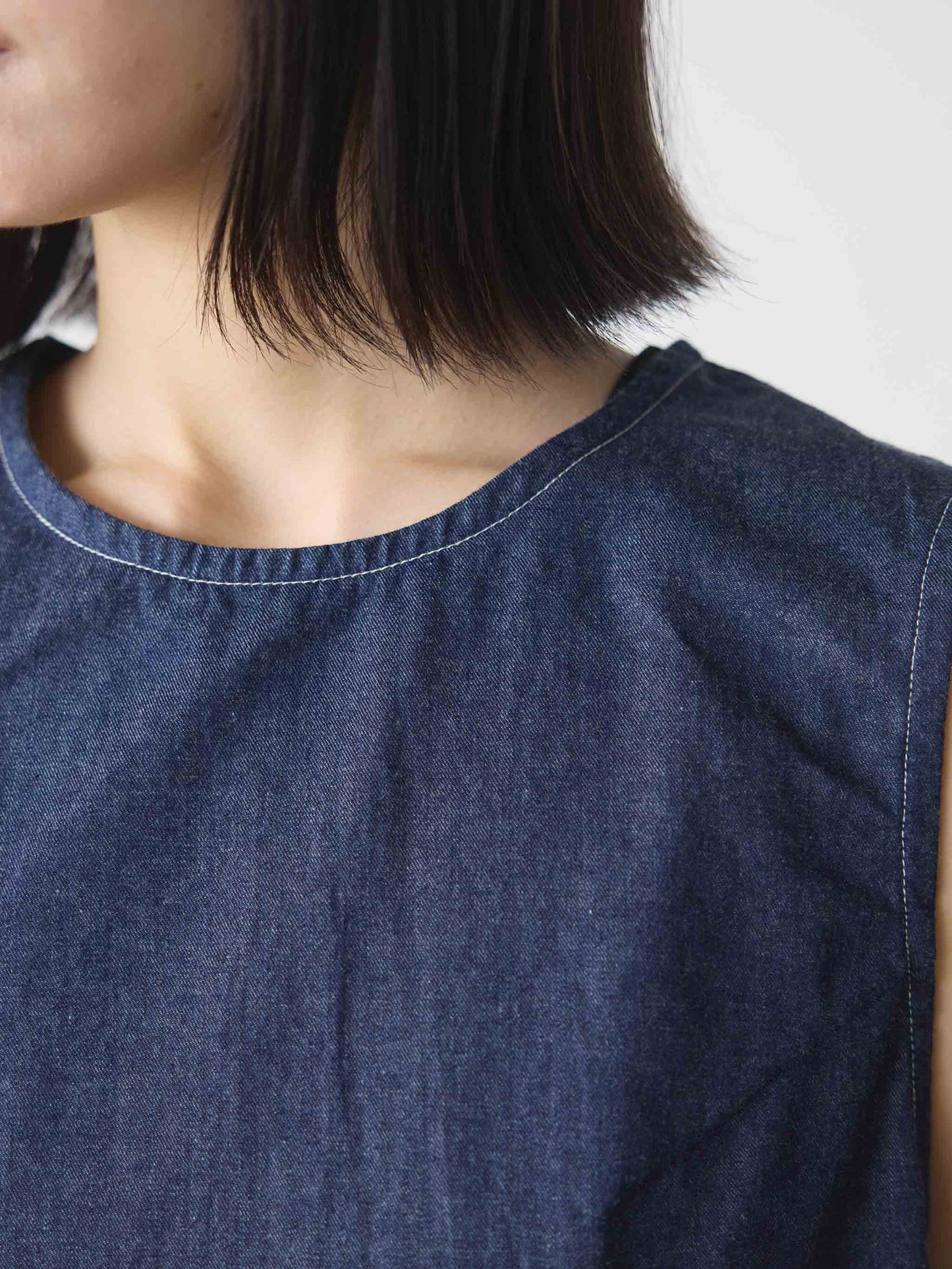 compact denim vest